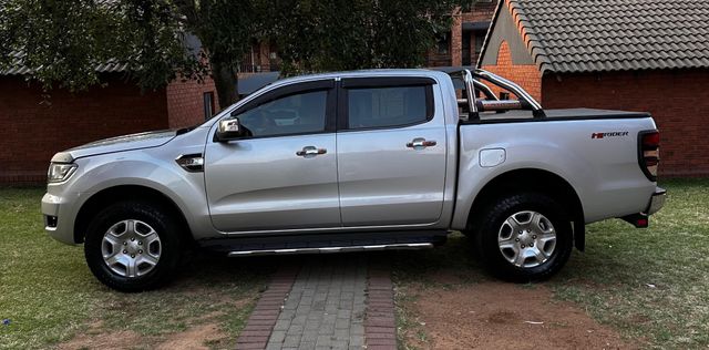 2016 Ford Ranger 3.2 TDCi XLT Auto Double-Cab, photo 4