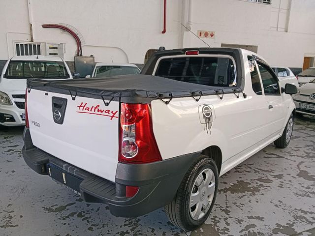 2022 Nissan NP200 1.6 S, photo 4