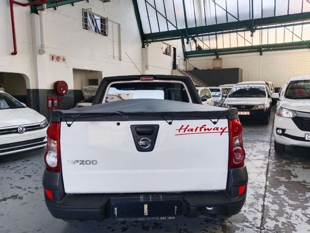2022 Nissan NP200 1.6 S, photo 5