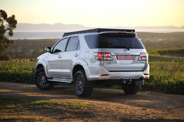 2012 Toyota Fortuner 3.0 D-4D Heritage 4x4 Auto, photo 5