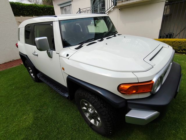 2012 Toyota FJ Cruiser 4.0 V6