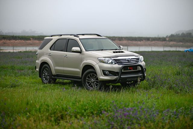 2012 Toyota Fortuner 3.0 D-4D 4x4, photo 3