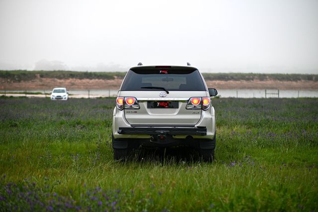 2012 Toyota Fortuner 3.0 D-4D 4x4, photo 5
