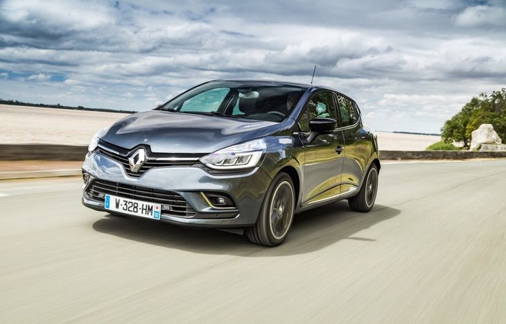 Facelifted Renault Clio 16 Specs Pricing Cars Co Za