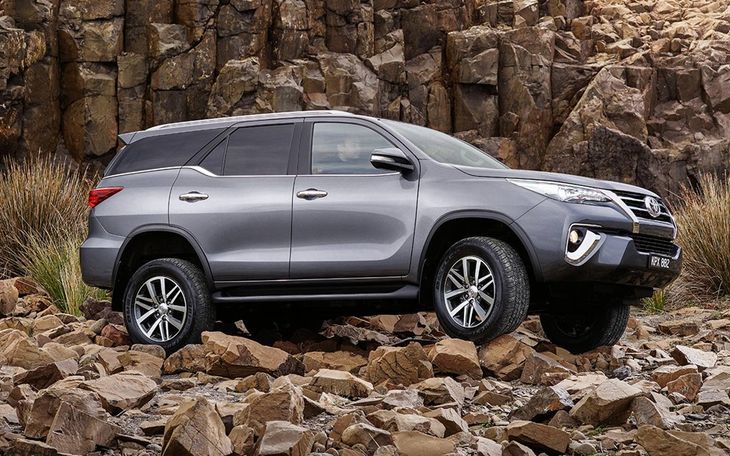Toyota Fortuner 2016 Owners Manual