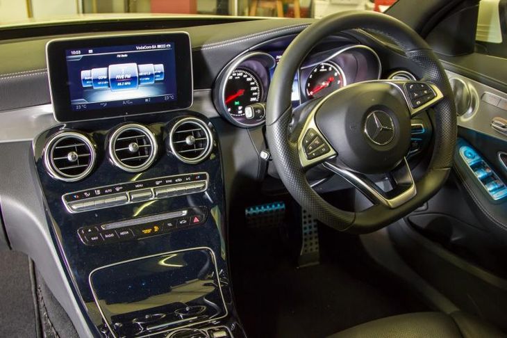 Mercedes-Benz C300 (2015) Review - Cars.co.za