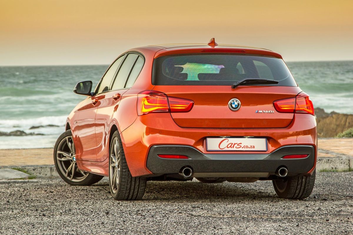 BMW M140i (2016) Review - Cars.co.za
