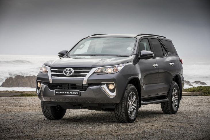 Toyota fortuner из оаэ