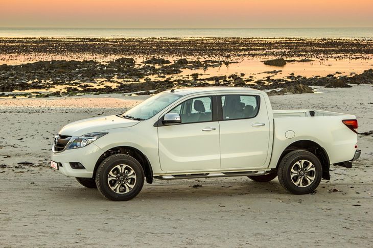 Mazda Bt 50 Double Cab 3 2 4x4 Sle Auto 2017 Review Cars Co Za