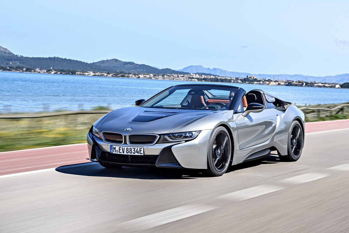 BMW i8 Roadster (2018) International Launch Review - Cars ...
