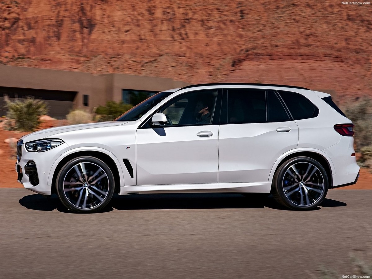 2019 MercedesBenz GLE and 2019 BMW X5 What can we expect from these