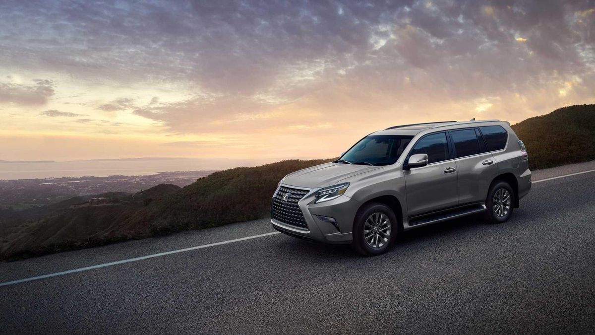 Lexus Updates Its Land Cruiser Za