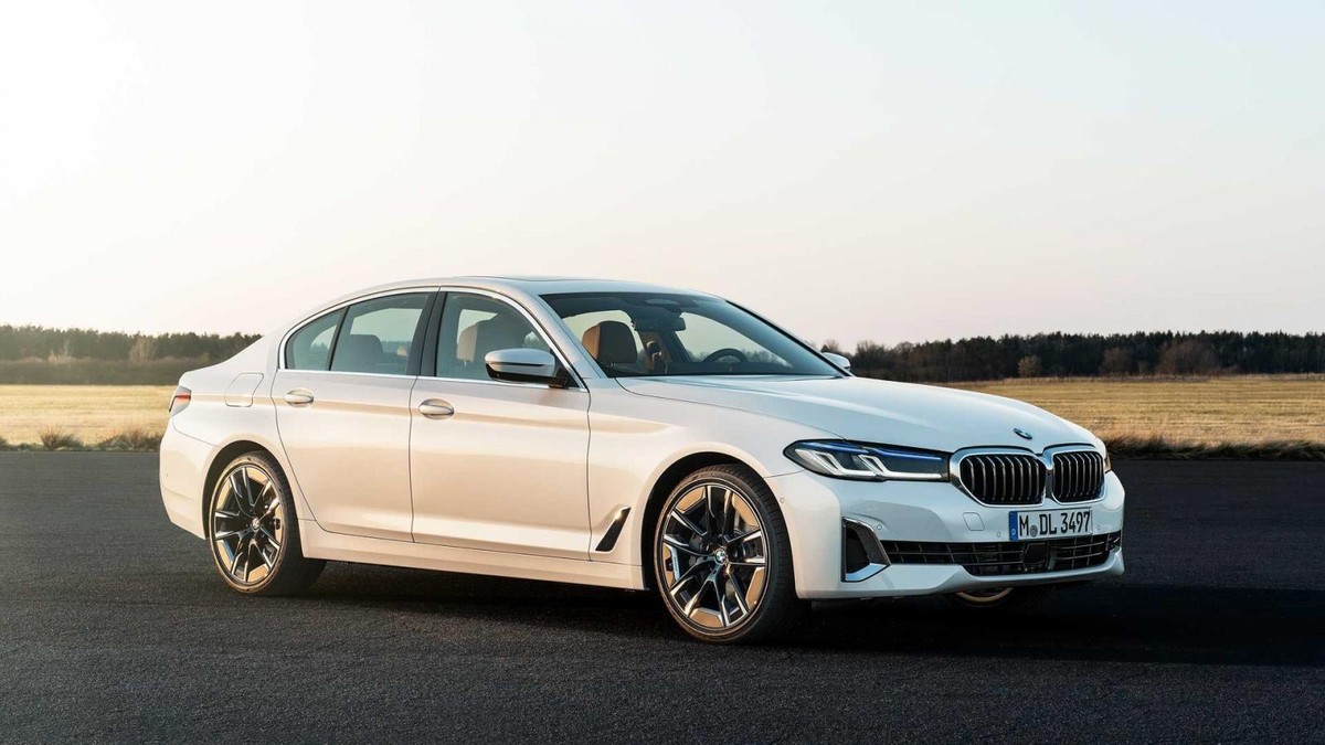 BMW 5 Series (2021) Specs & Price - Cars.co.za