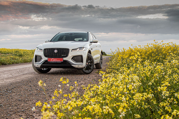 Jaguar F-Pace front flowers