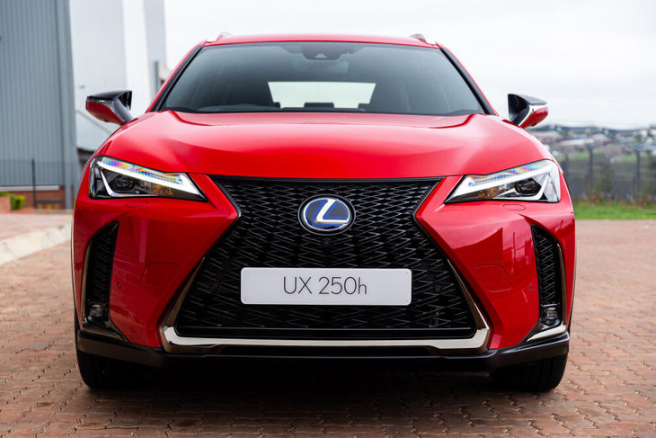 Lexus  UX 250h F Sport