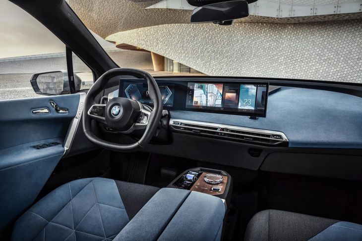 BMW-IX-Intérieur