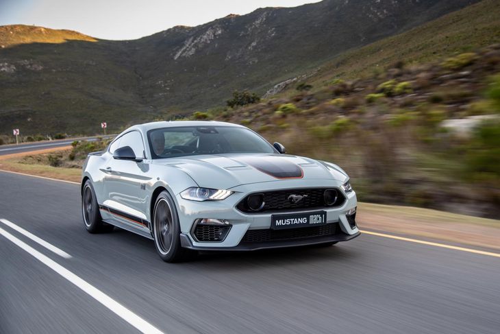 Ford Mustang Mach 1 drive