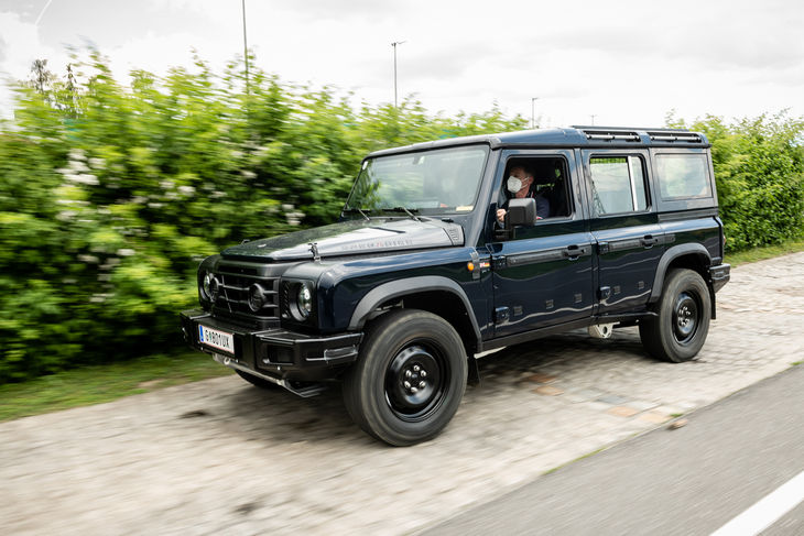 Ineos-Grenadier-onroad