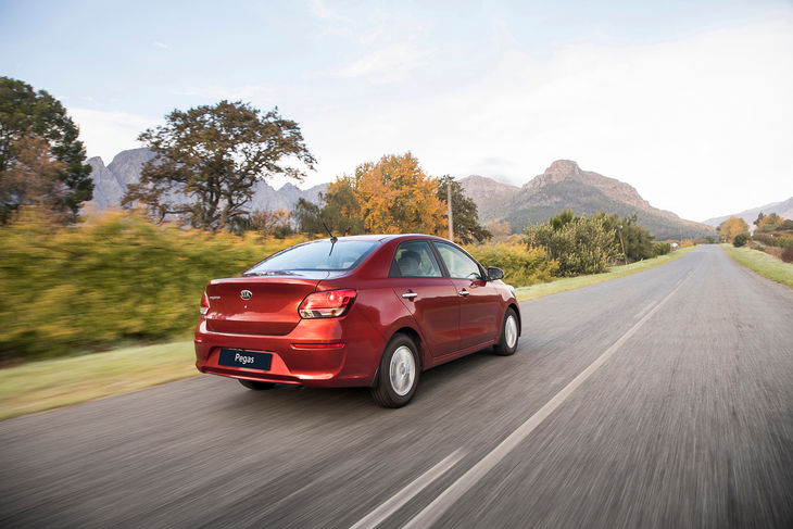 Kia-Pegas-rear tracking