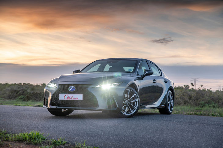 Lexus IS300h F SPort