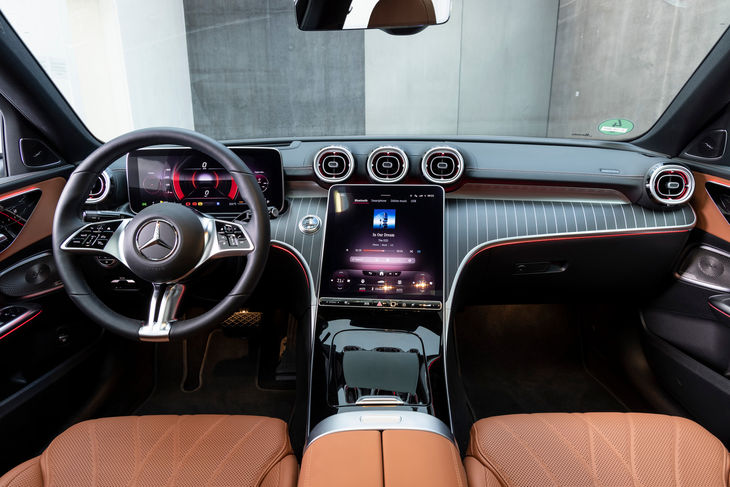 Mercedes-Benz C-Class interior 2
