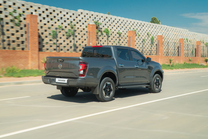 Nissan Navara rear