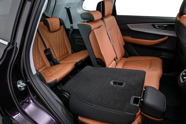 tiggo 8 pro rear seats
