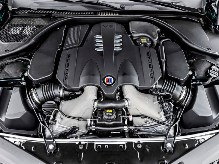 Alpina engine bay