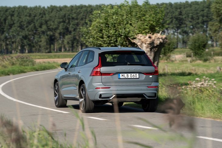 Volvo XC60 Recharge rear