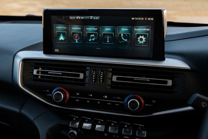 Peugeot Landtrek Infotainment