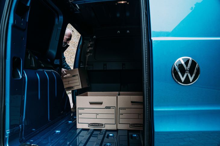 Volkswagen Caddy rear loading