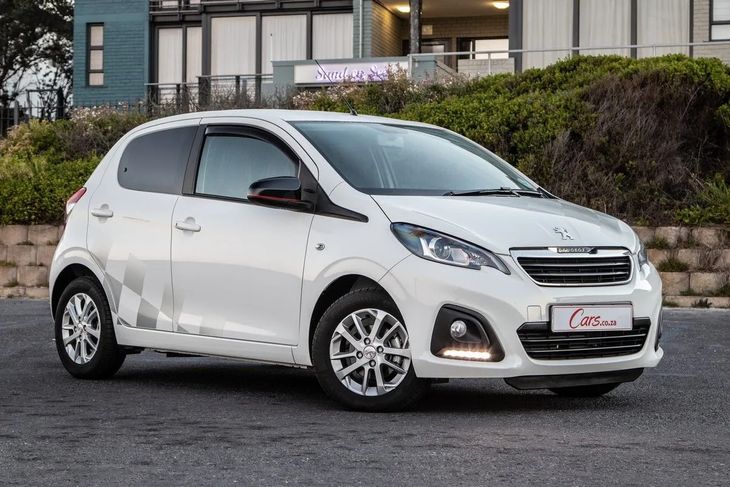 10 Fuel Efficient Used Cars Under R200k in SA