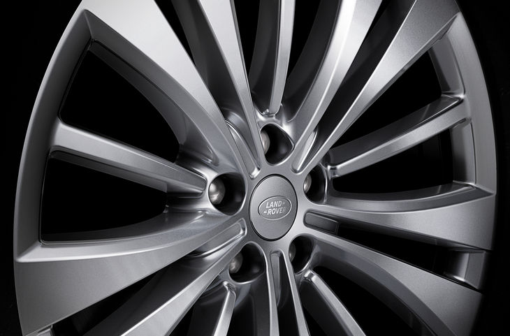 Range Rover wheel