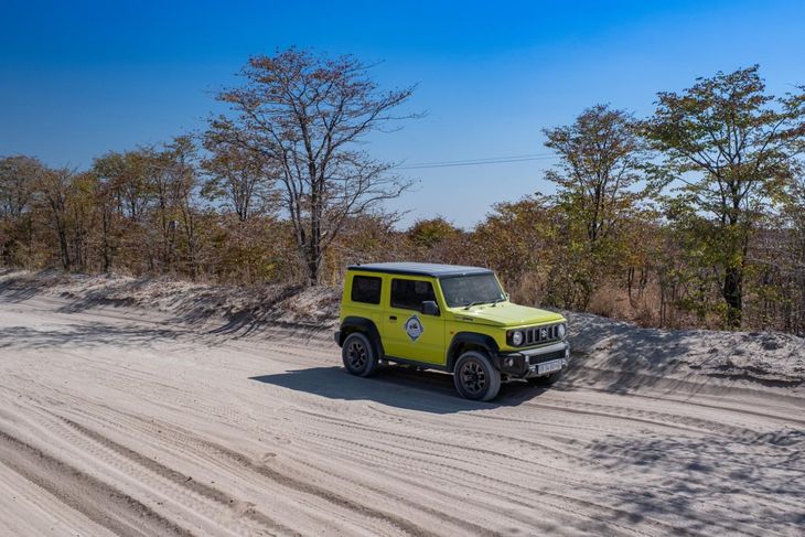 Suzuki Jimny sand Botswana