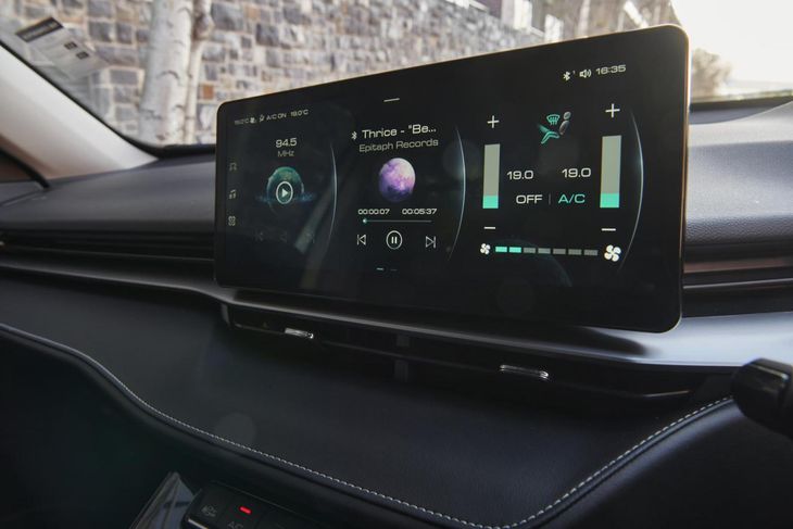 Haval H6 Hybrid infotainment