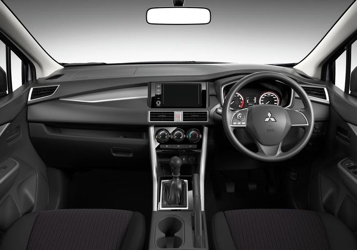 Mitsubishi Xpander interior 