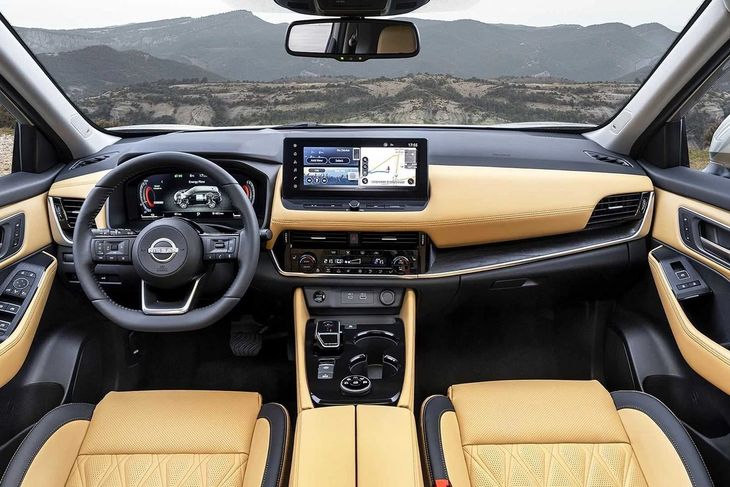 Nissan X-Trail interior 