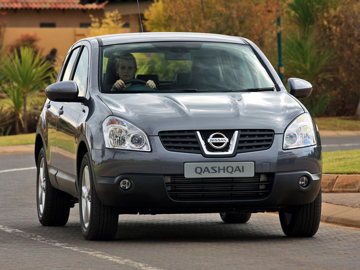 Nissan Qashqai (J10) 2.0 4WD specs, dimensions
