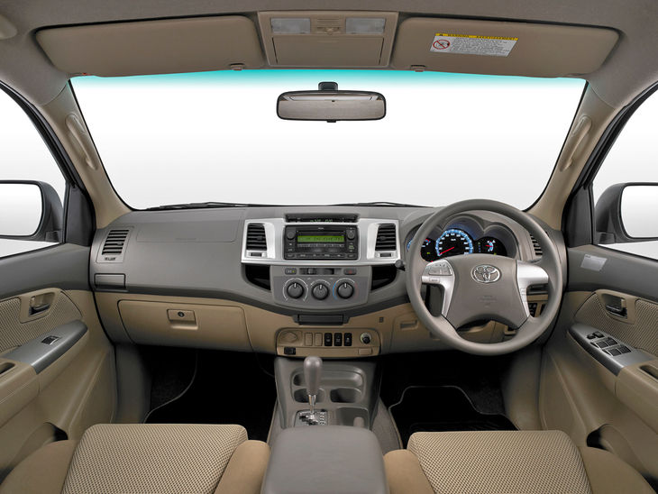 2012 Toyota Fortuner interior