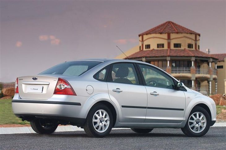 Ford Focus Sedan 1 6 Trend 2005 Driving Impression Cars