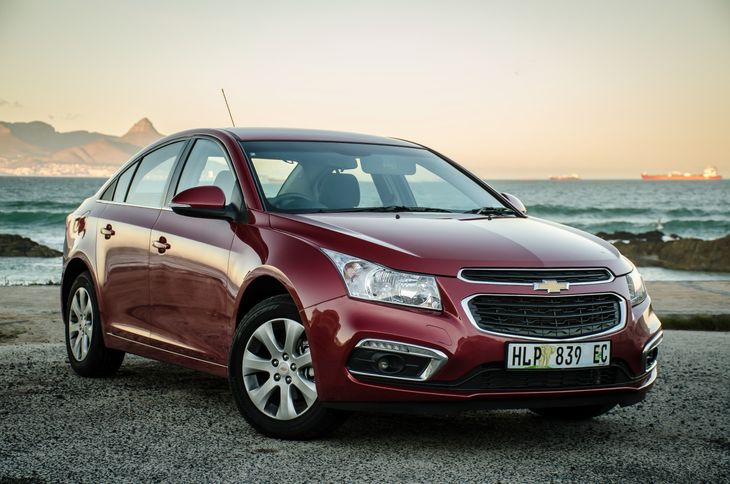 Chevrolet Cruze 1 4t Ls Automatic 2015 Review Cars Co Za