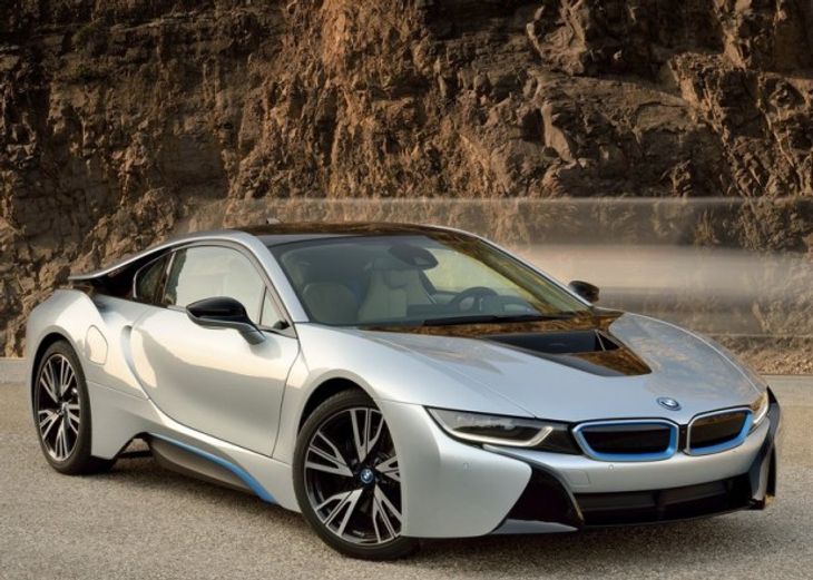 BMW i8