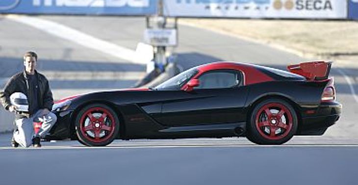 2010 Dodge Viper Srt10 Acr Sets Record At Leguna Seca Cars Co Za