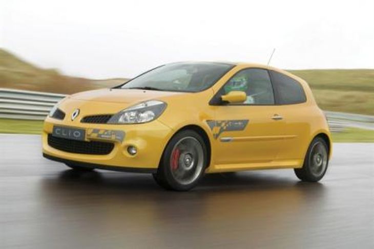 Renault Sport Races Into South Africa Cars Co Za