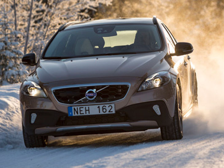 Volvo V40 Cross Country Set For Launch In South Africa Cars Co Za
