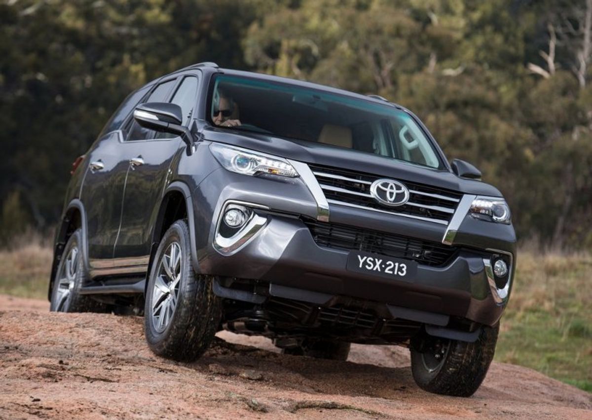 2016 Toyota Fortuner Officially Unveiled - Cars.co.za