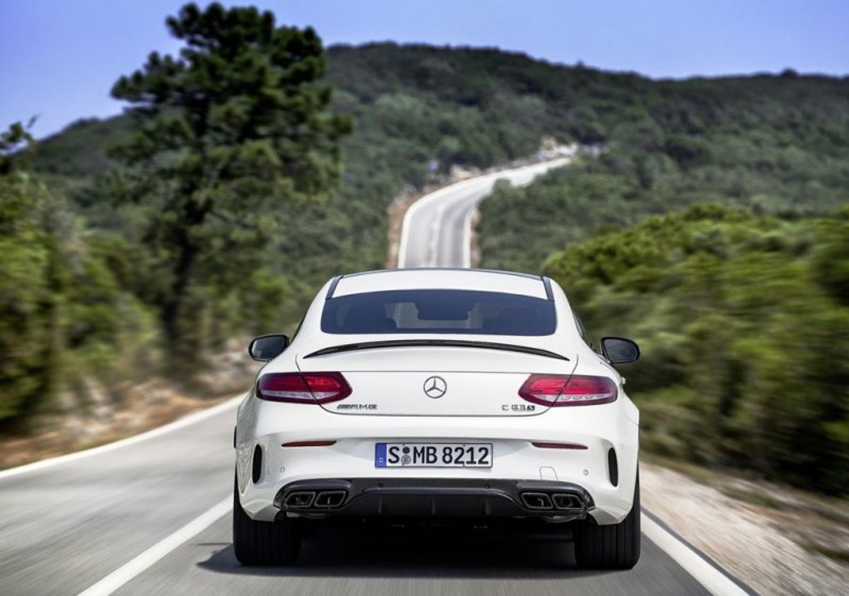 Mercedes Amg Reveals C63 Amg Coupe Carscoza