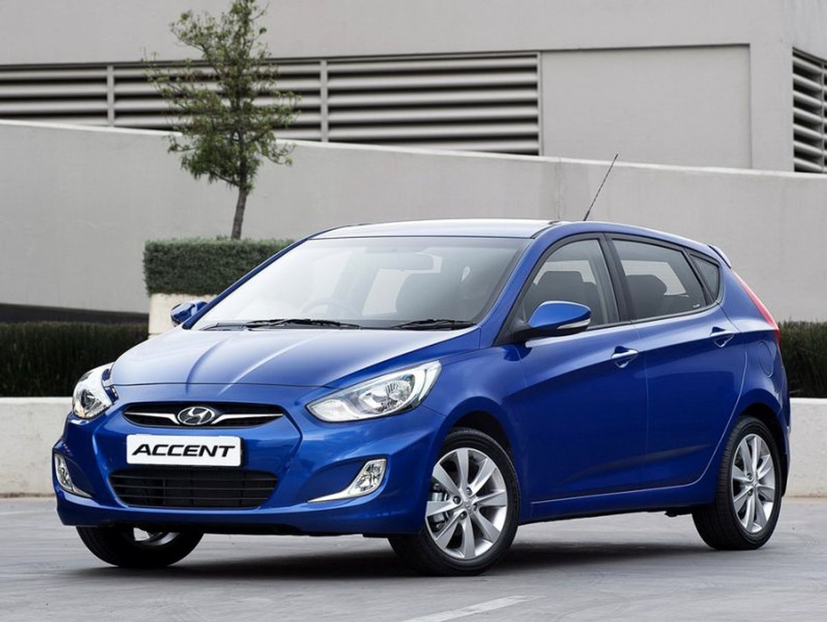 Hyundai Accent Hatchback (2014) Launched in SA - Cars.co.za