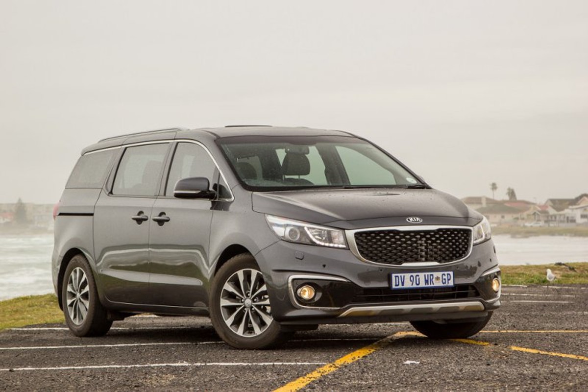 Kia Grand Sedona 2.2 CRD SXL (2015) Review Cars.co.za