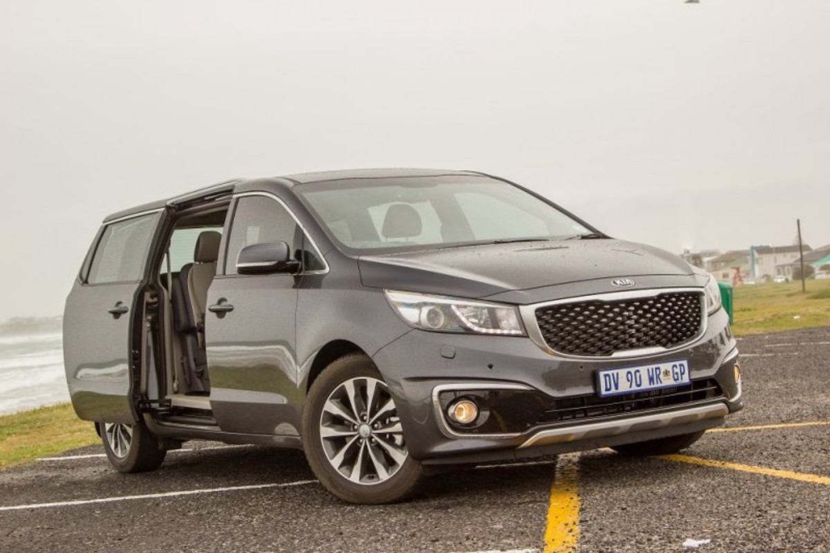 Минивэн kia sedona